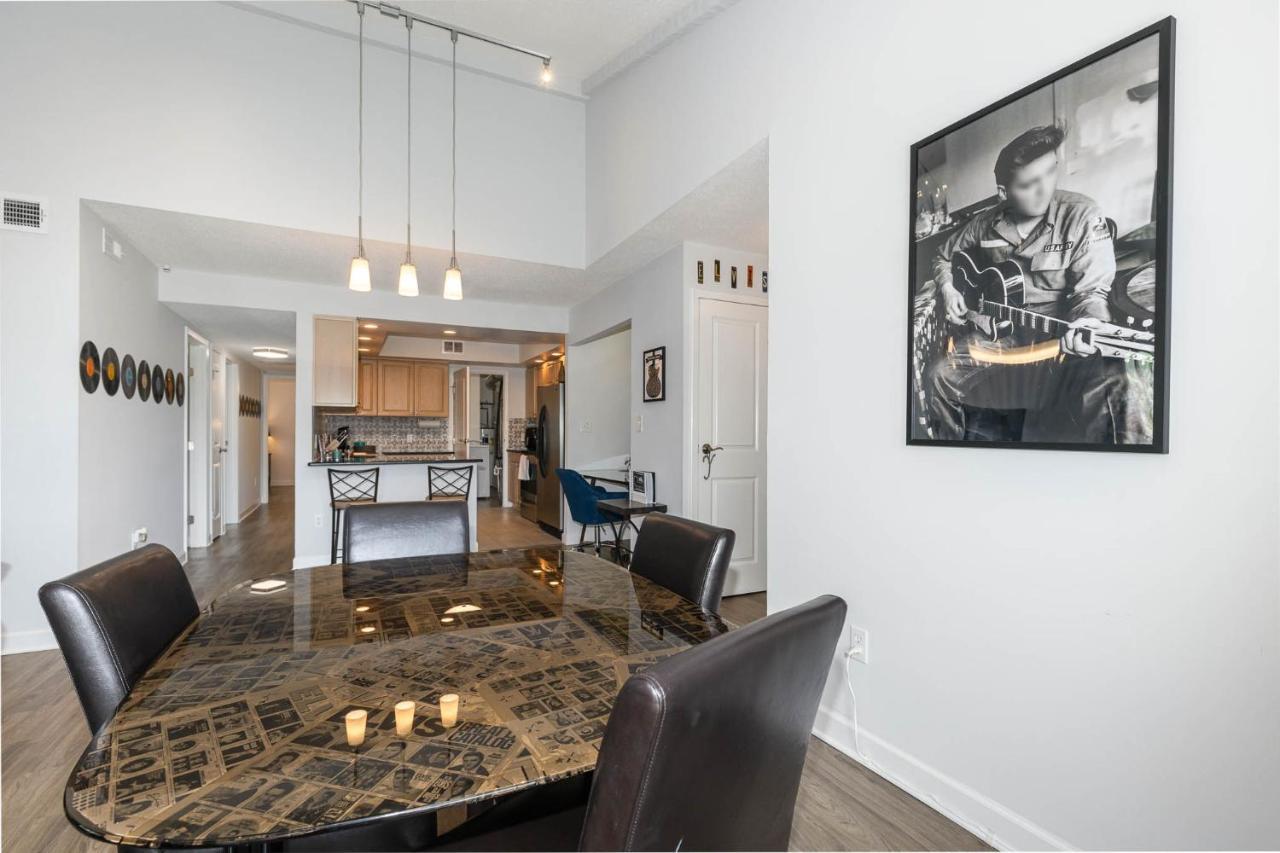פלורנס Large, Stunning Elvis Themed Condo,10 Min From Cvg מראה חיצוני תמונה